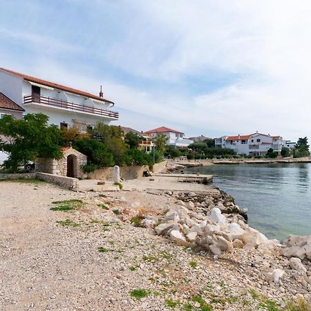 Apartments By The Sea Mandre, Pag - 4101 Kolan Εξωτερικό φωτογραφία