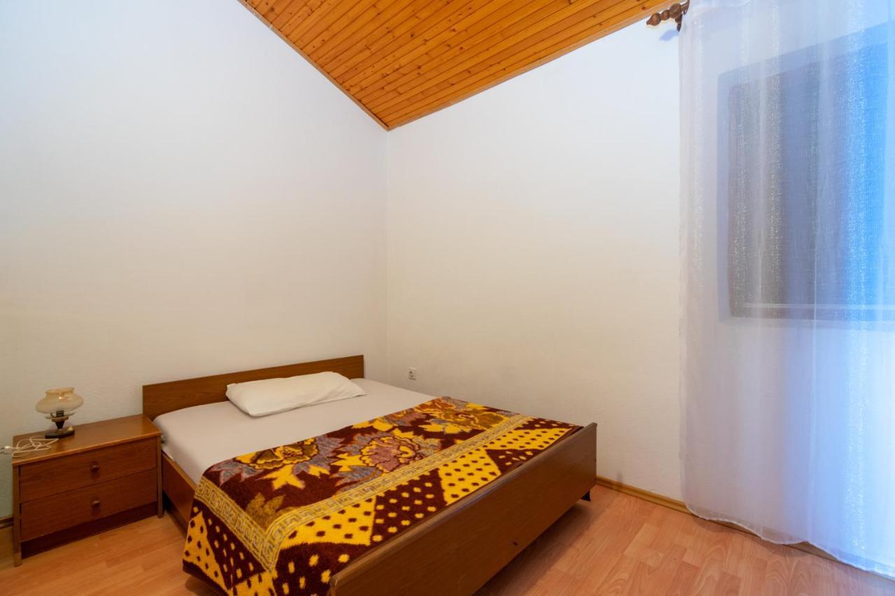 Apartments By The Sea Mandre, Pag - 4101 Kolan Εξωτερικό φωτογραφία