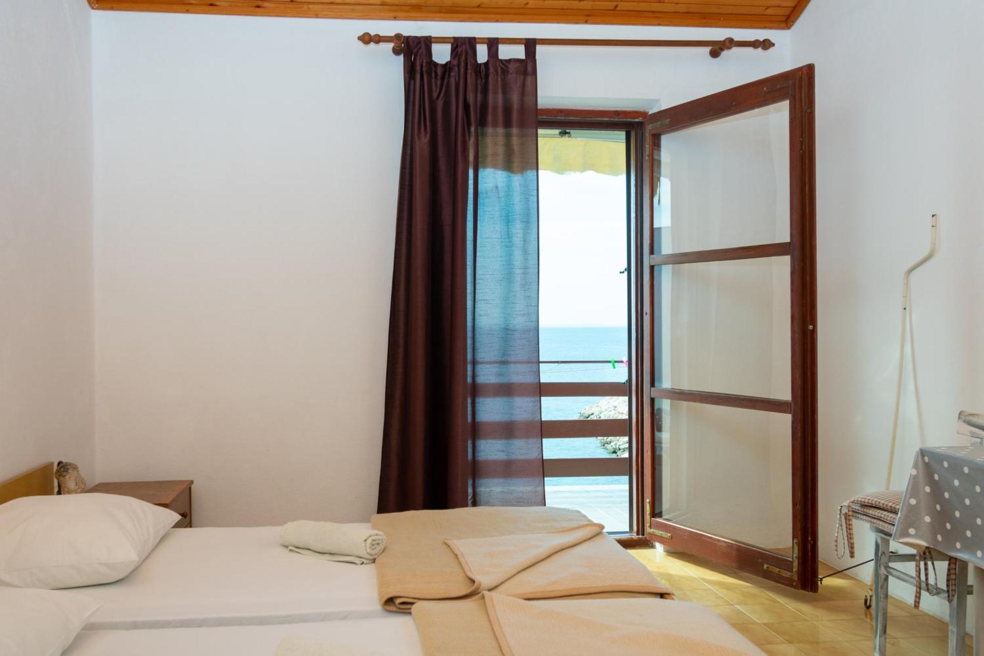 Apartments By The Sea Mandre, Pag - 4101 Kolan Δωμάτιο φωτογραφία
